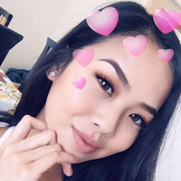 Meet your Posher, Jayna - Picture 1 of 1